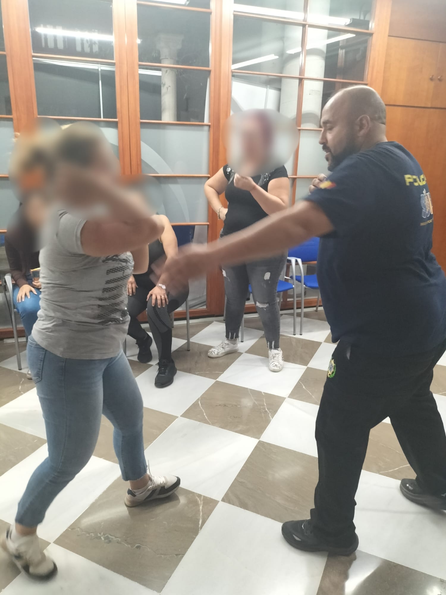 Un total de 40 vctimas de violencia de gnero reciben un curso de defensa personal en Granada
